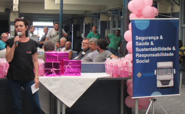Outubro Rosa: Transporte Excelsior realiza evento no Pátio CSN