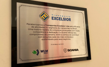 Transporte Excelsior recebe homenagem da Scania por seus 60 anos